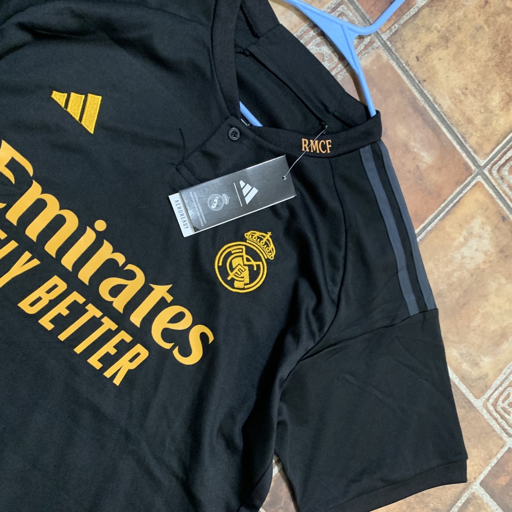Adidas real Madrid 2023/24 Third Kit Jersey Size L - Picture 2 of 4